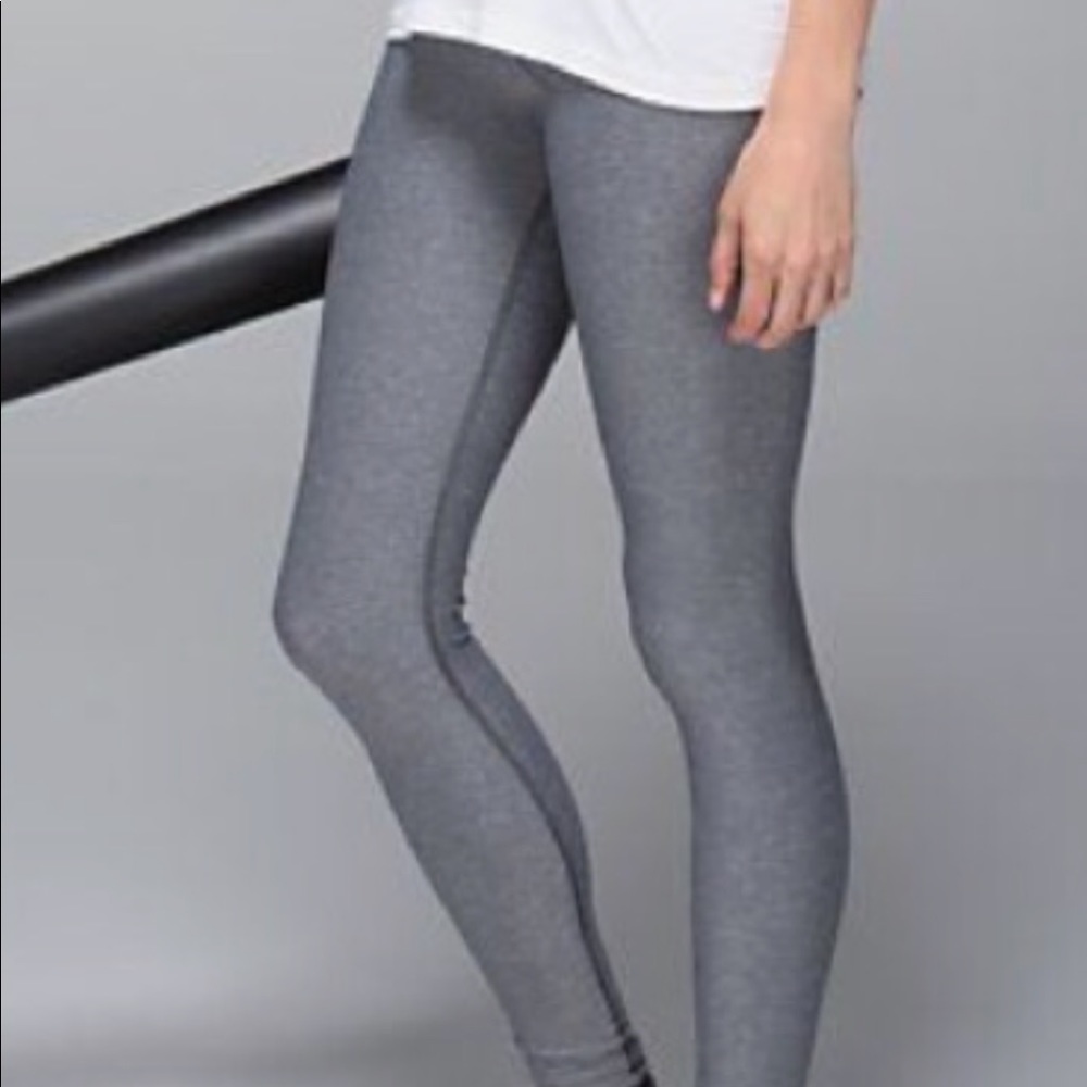 SOLD. Lulu wunder under pant heathered slate 6